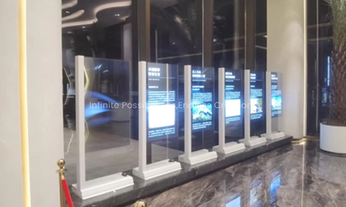 When Transparency Becomes Part of the Experience — OLED in Modern Showrooms